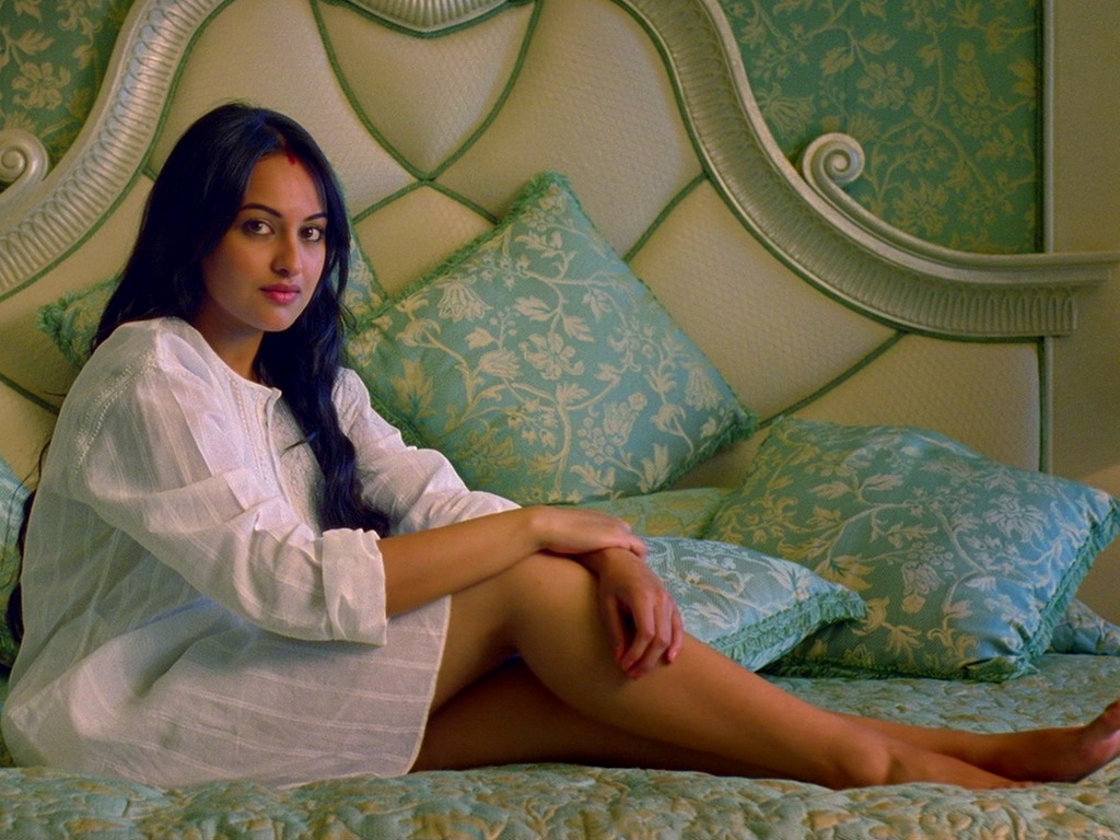 Sonakshi Sinha Sonakshi Sinha