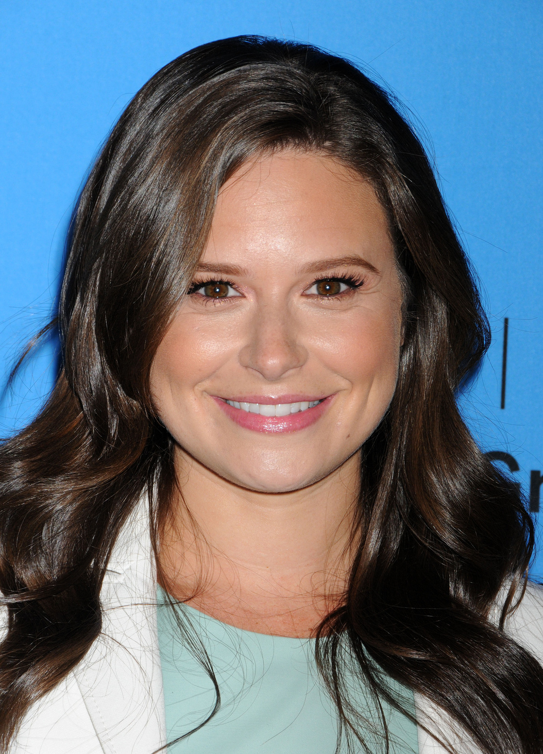 Katie Lowes