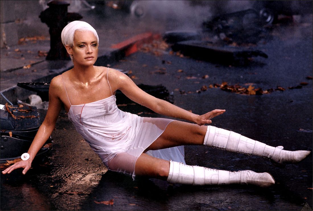 Amber Valletta Amber Valletta