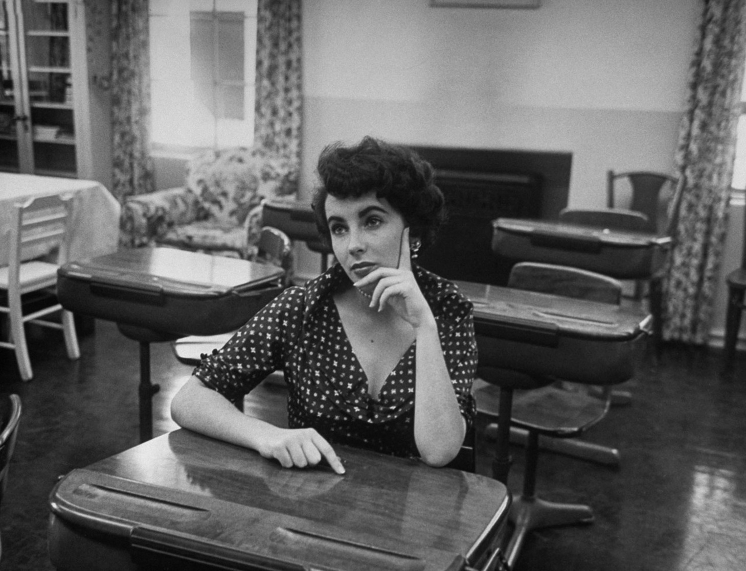Elizabeth Taylor Elizabeth Taylor