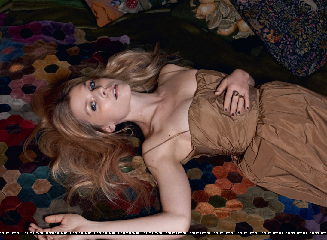 Clémence Poésy Clémence Poésy