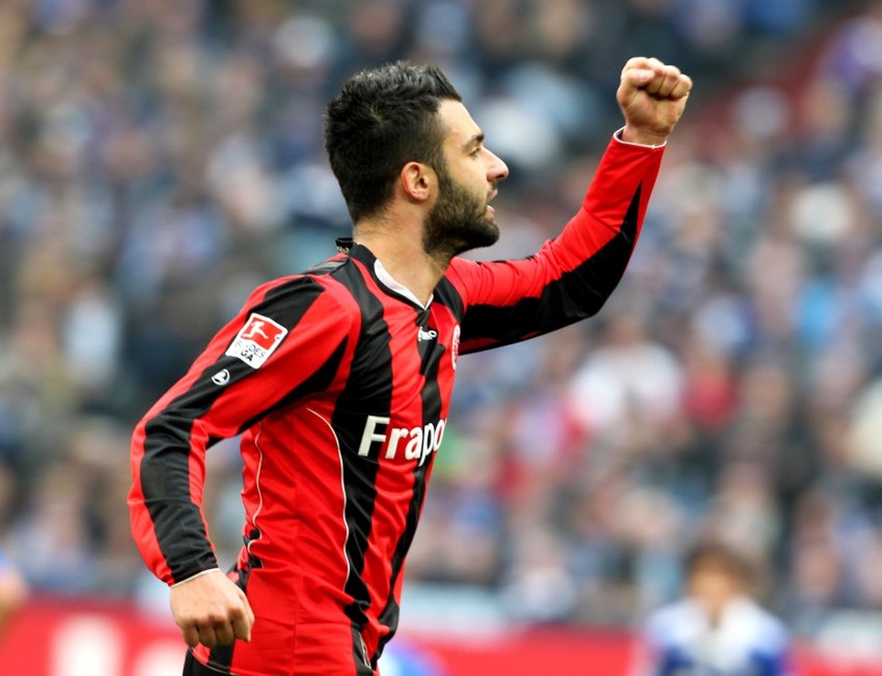 Tzavelas (Eintracht Frankfurt)