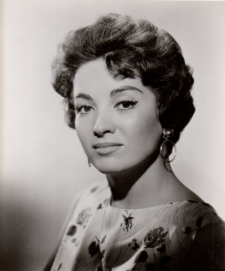 Picture of Linda Cristal