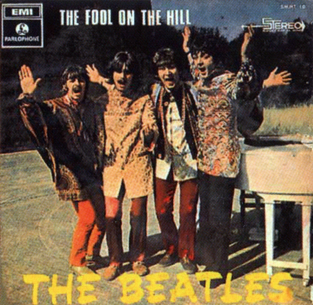 Песня fool. Beatles Fool on the Hill. The Fool on the Hill the Beatles (1967). The Beatles - Magical Mystery Tour / the Fool on the Hill Single. With the Beatles to Hill.