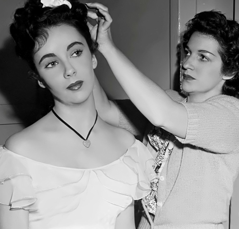 Elizabeth Taylor Elizabeth Taylor