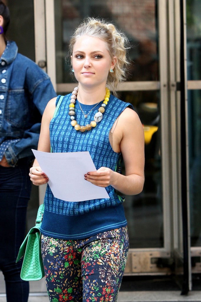 Annasophia Robb Gallery