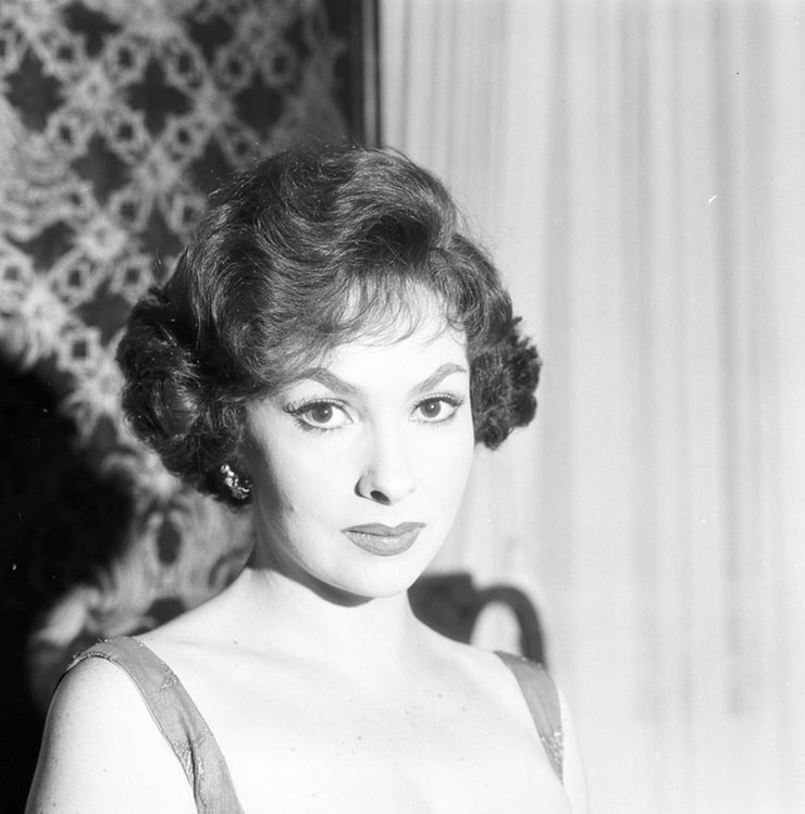 Gina Lollobrigida picture