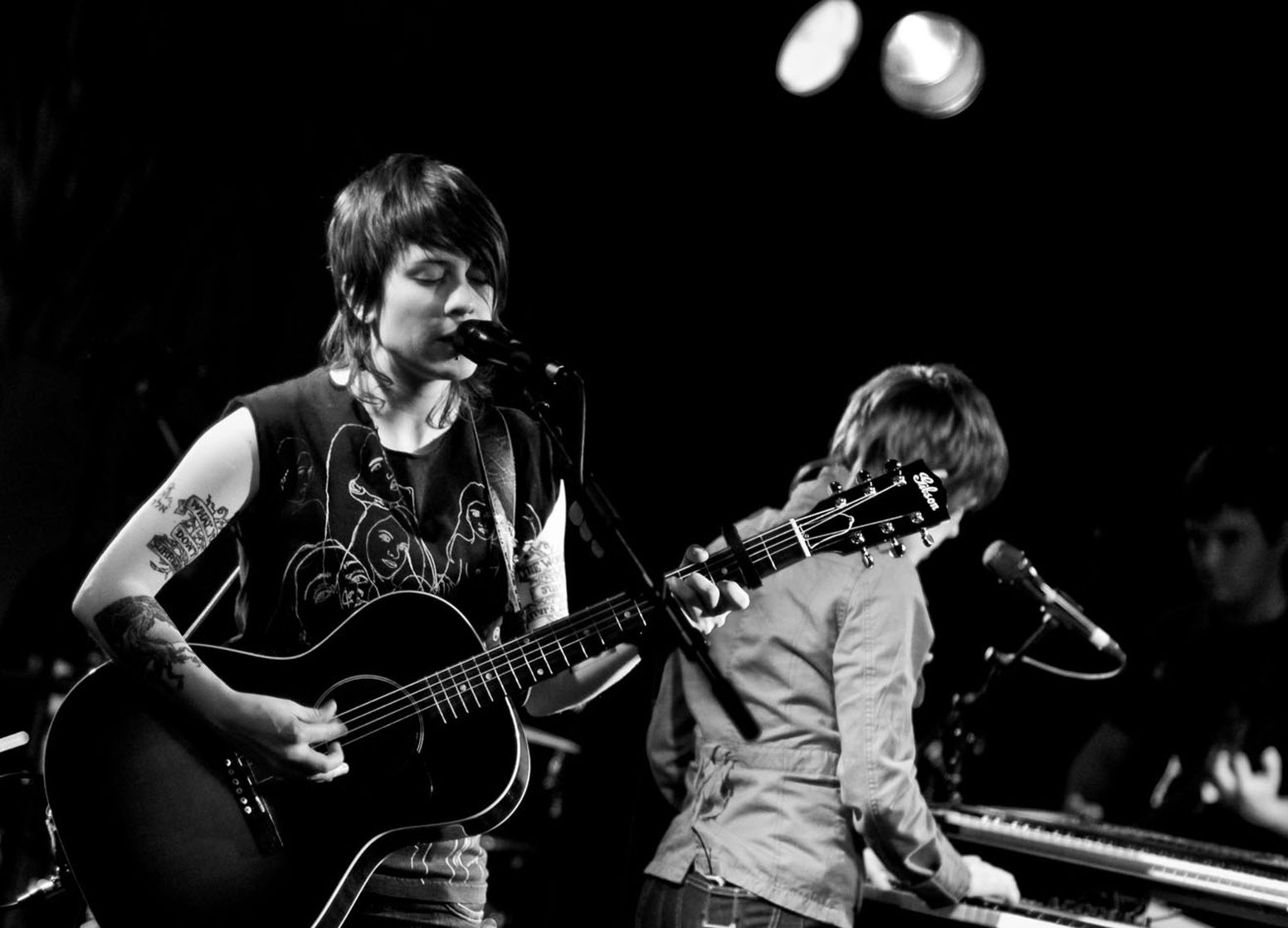 Tegan and Sara