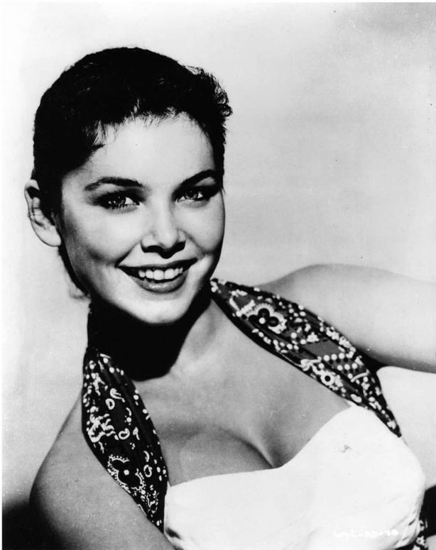 Next photo of Yvonne Craig