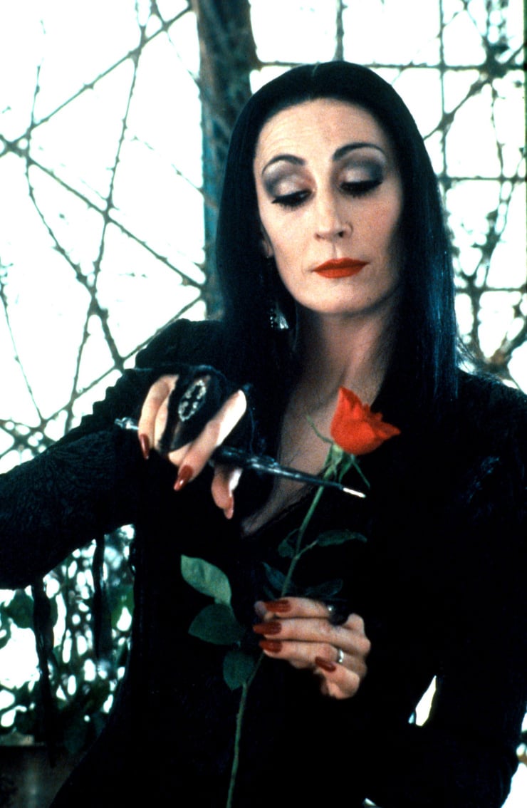 Morticia Addams Anjelica Huston Picture