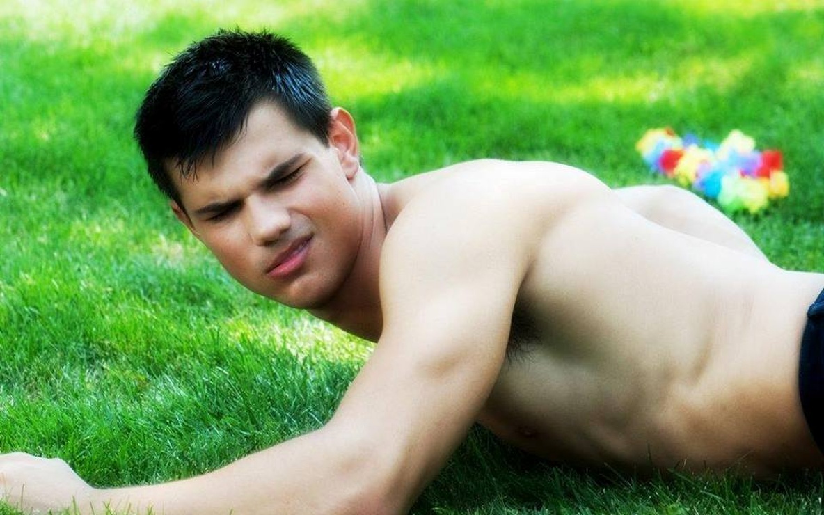 Taylor Lautner