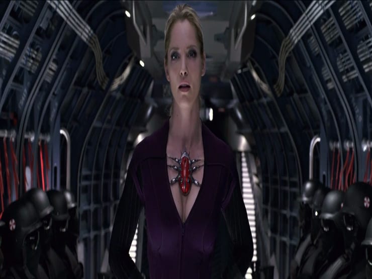 Sienna Guillory image