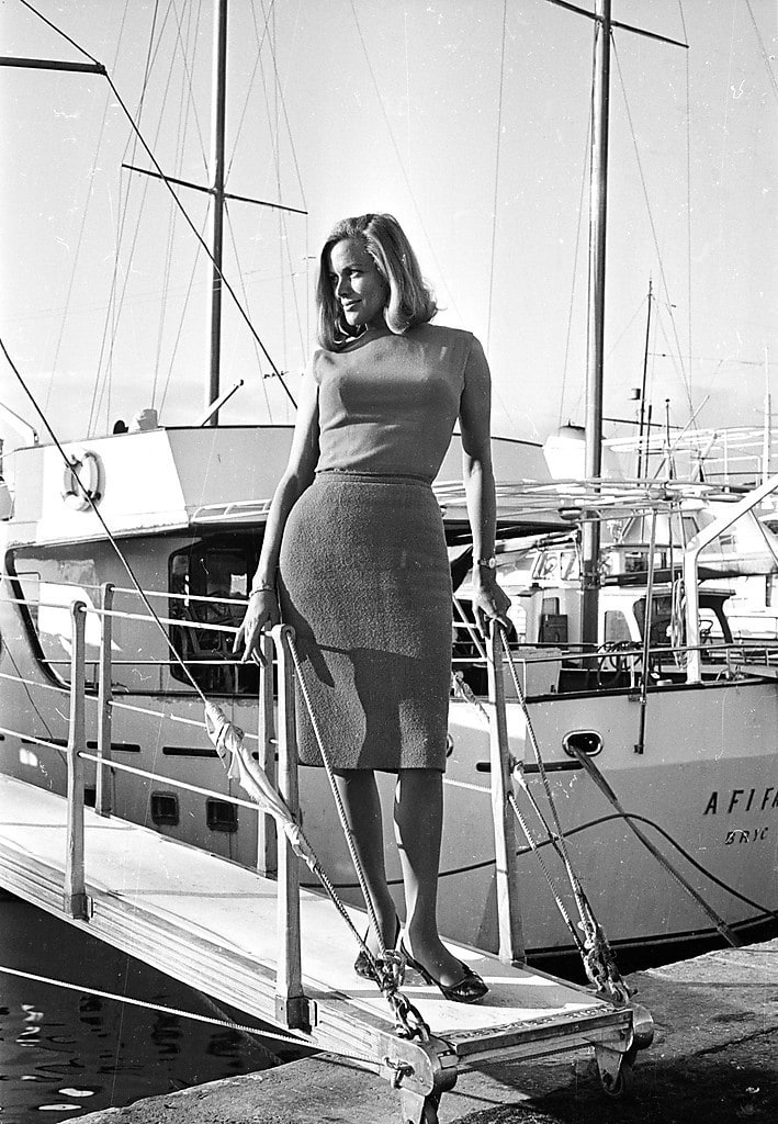 Picture of Honor Blackman