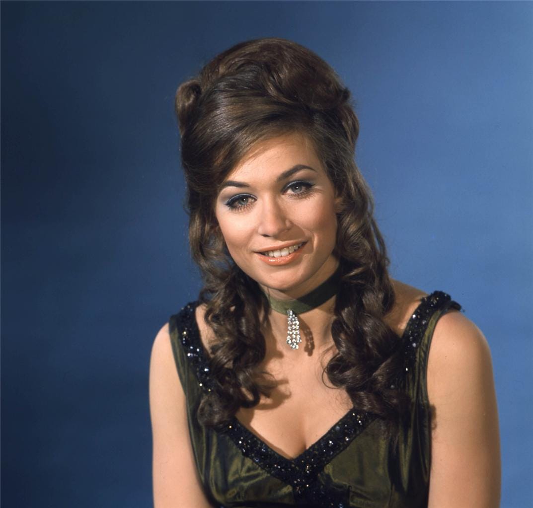 Valerie Leon