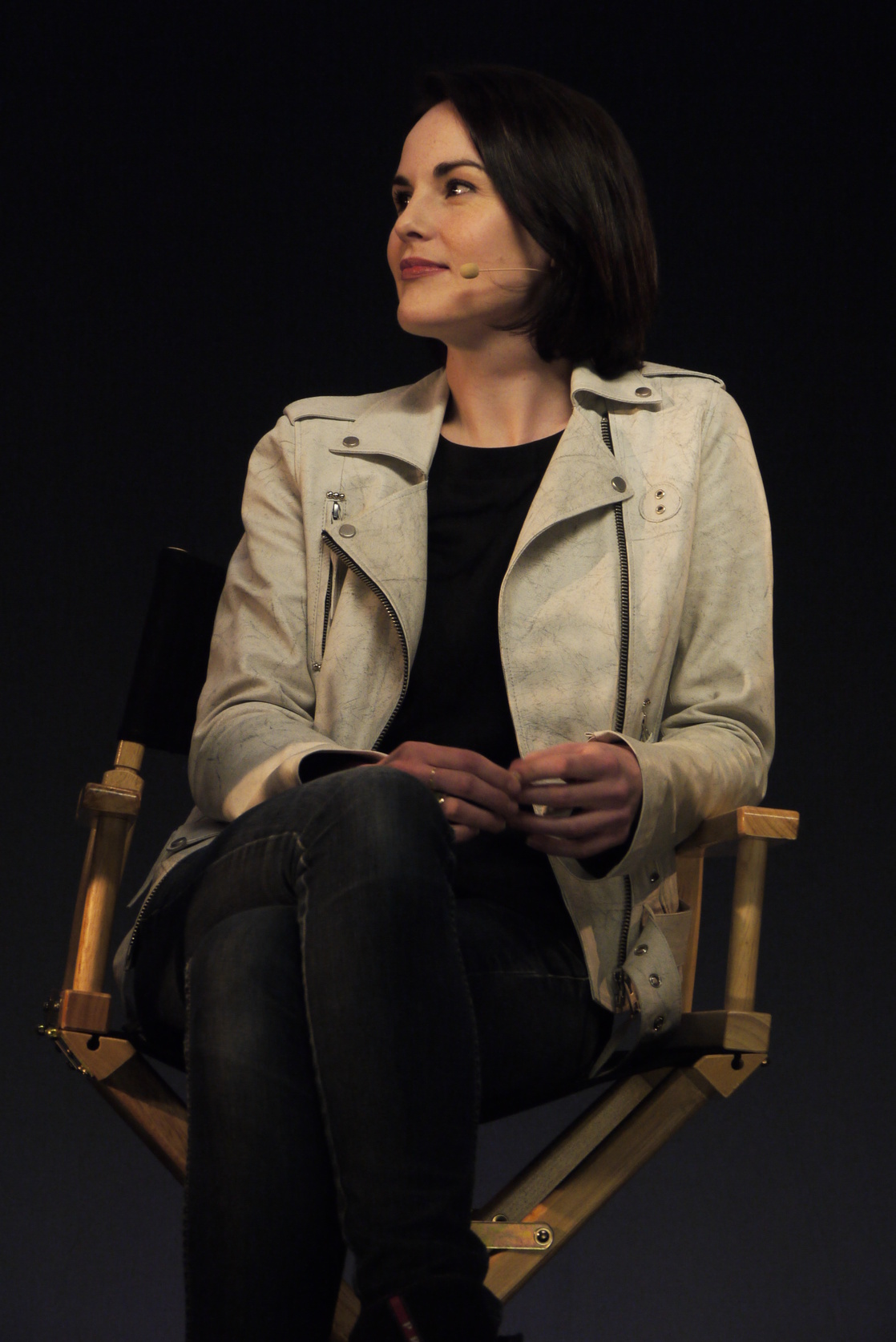 Matthew crawley mourning moves dockery highclere interiors Michelle Dockery