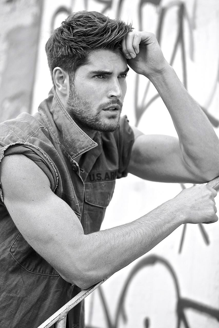 Nick Bateman Actor Bateman Coveteur - black-and-grim