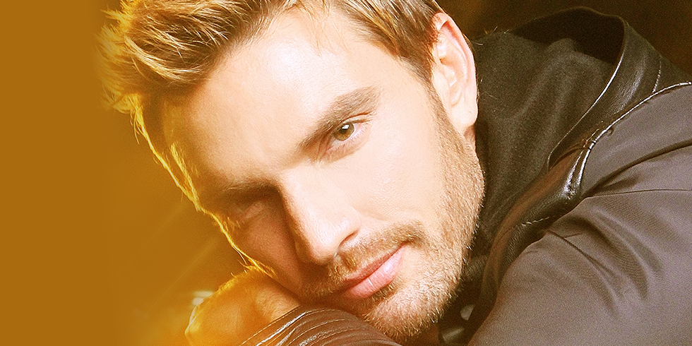 Julián Gil