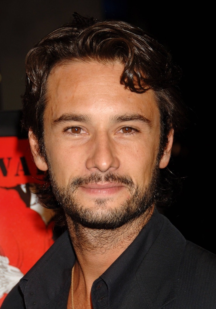 Picture of Rodrigo Santoro