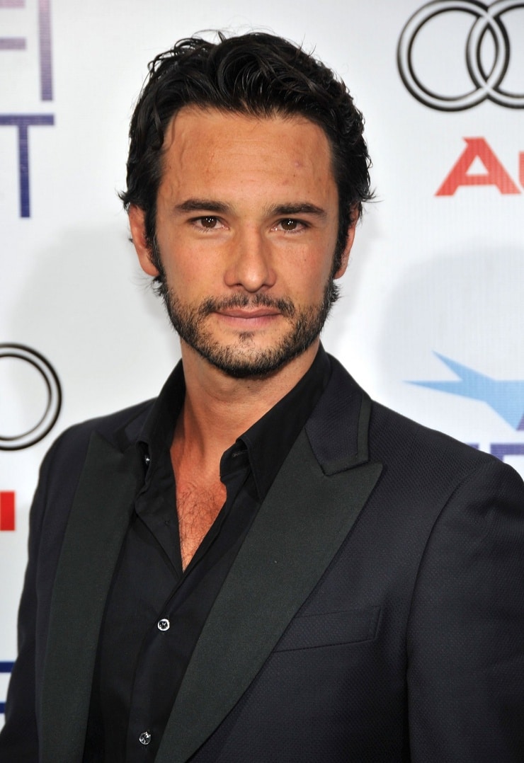 Picture of Rodrigo Santoro