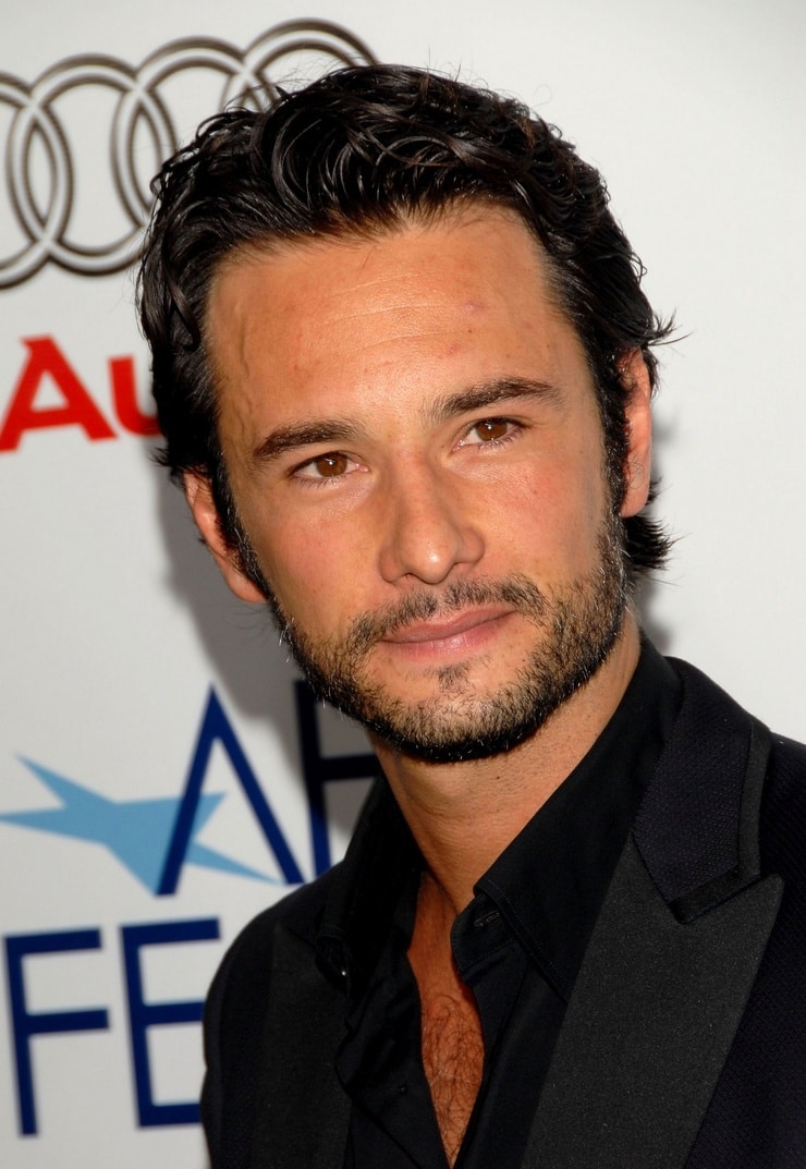 Picture of Rodrigo Santoro