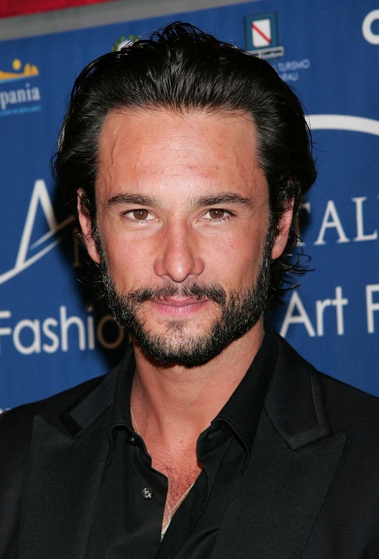 Picture of Rodrigo Santoro