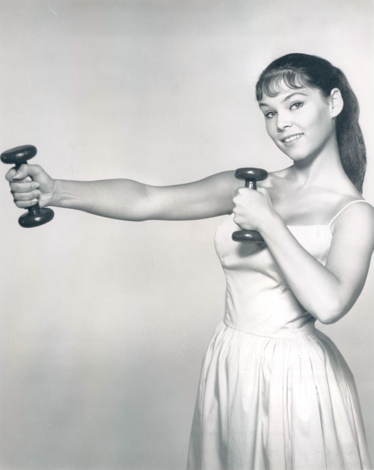 Picture of Yvonne Craig