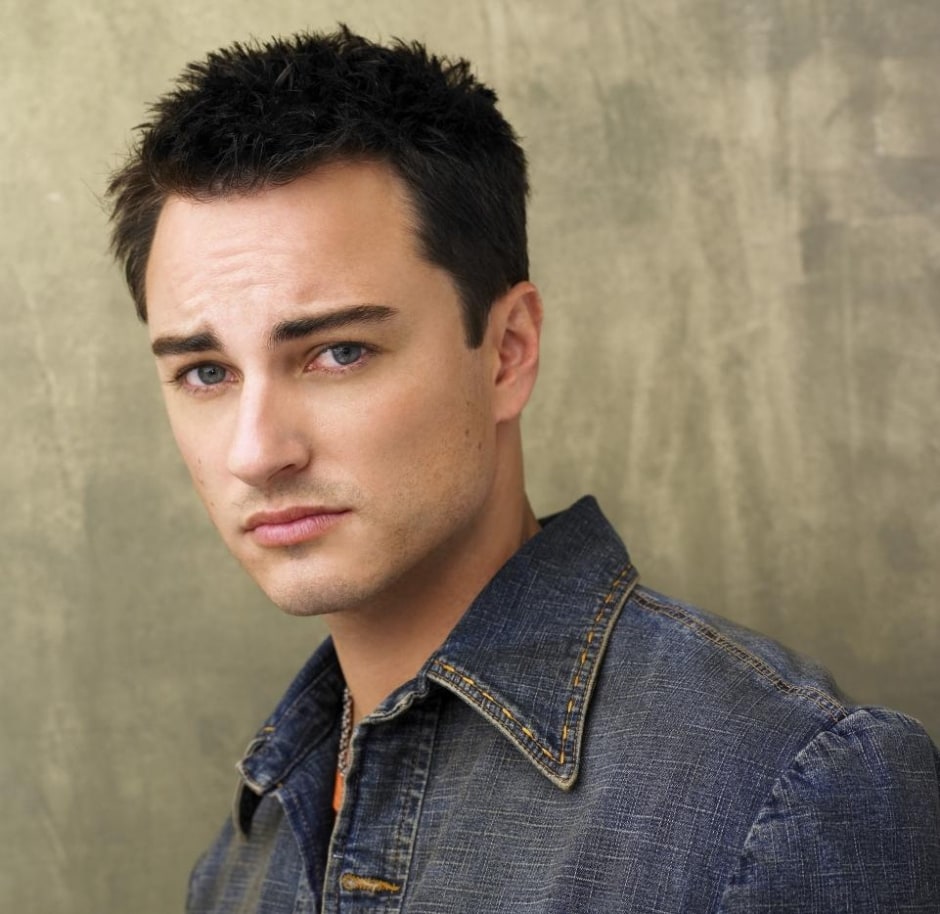 Picture of Kerr Smith