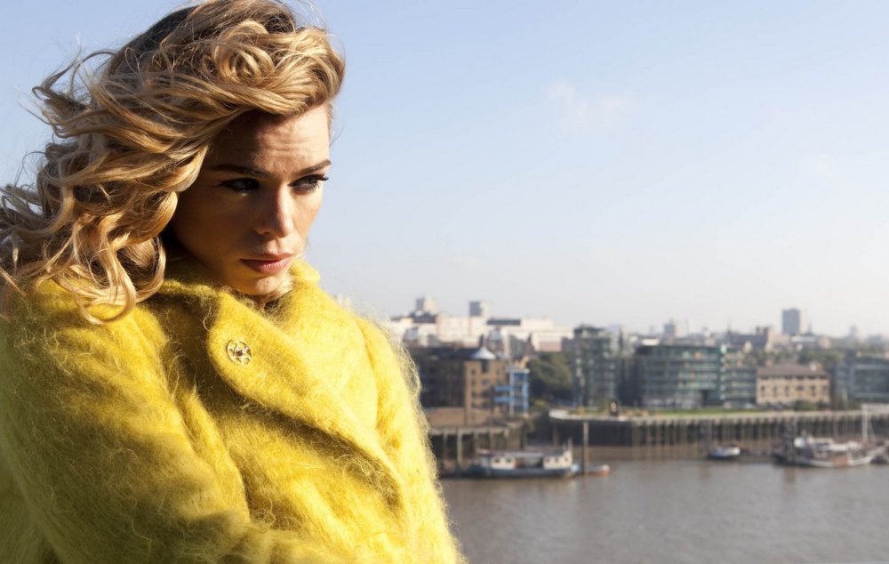 Billie Piper