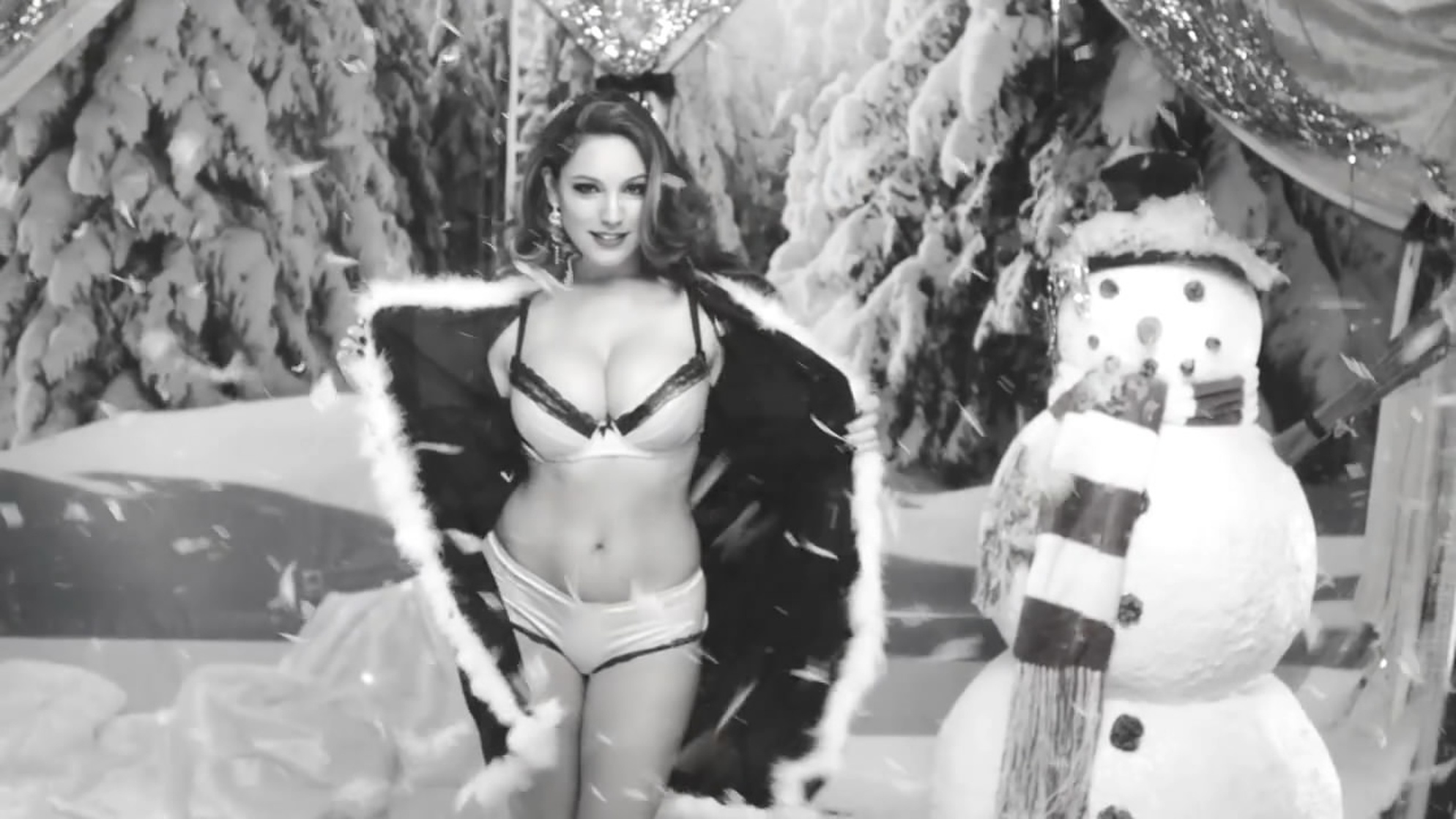 Kelly Brook Kelly Brook