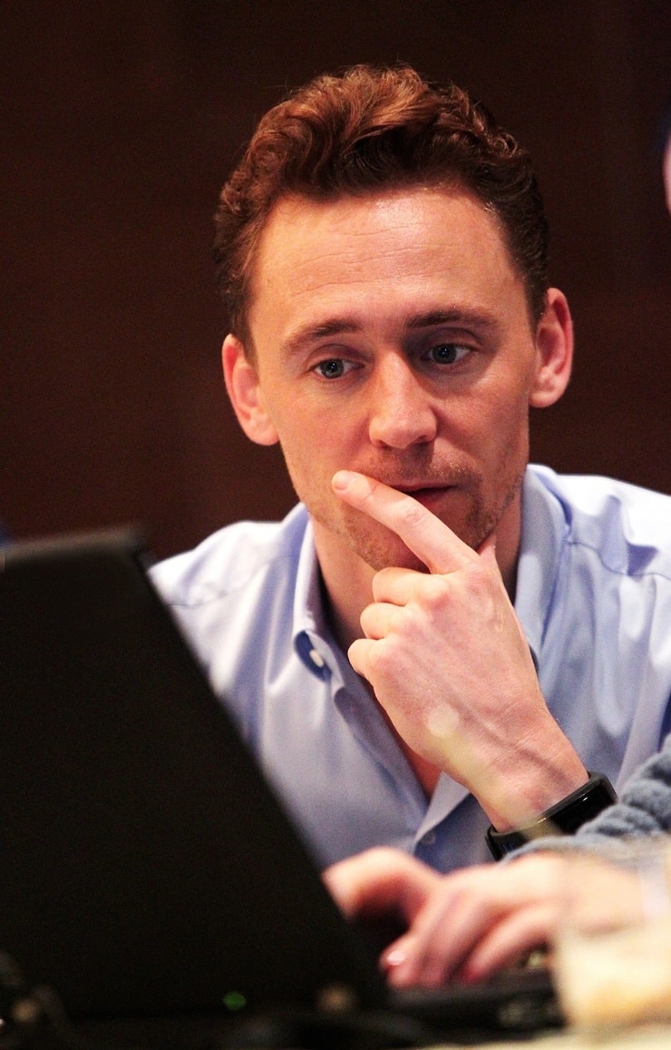 Picture Of Tom Hiddleston