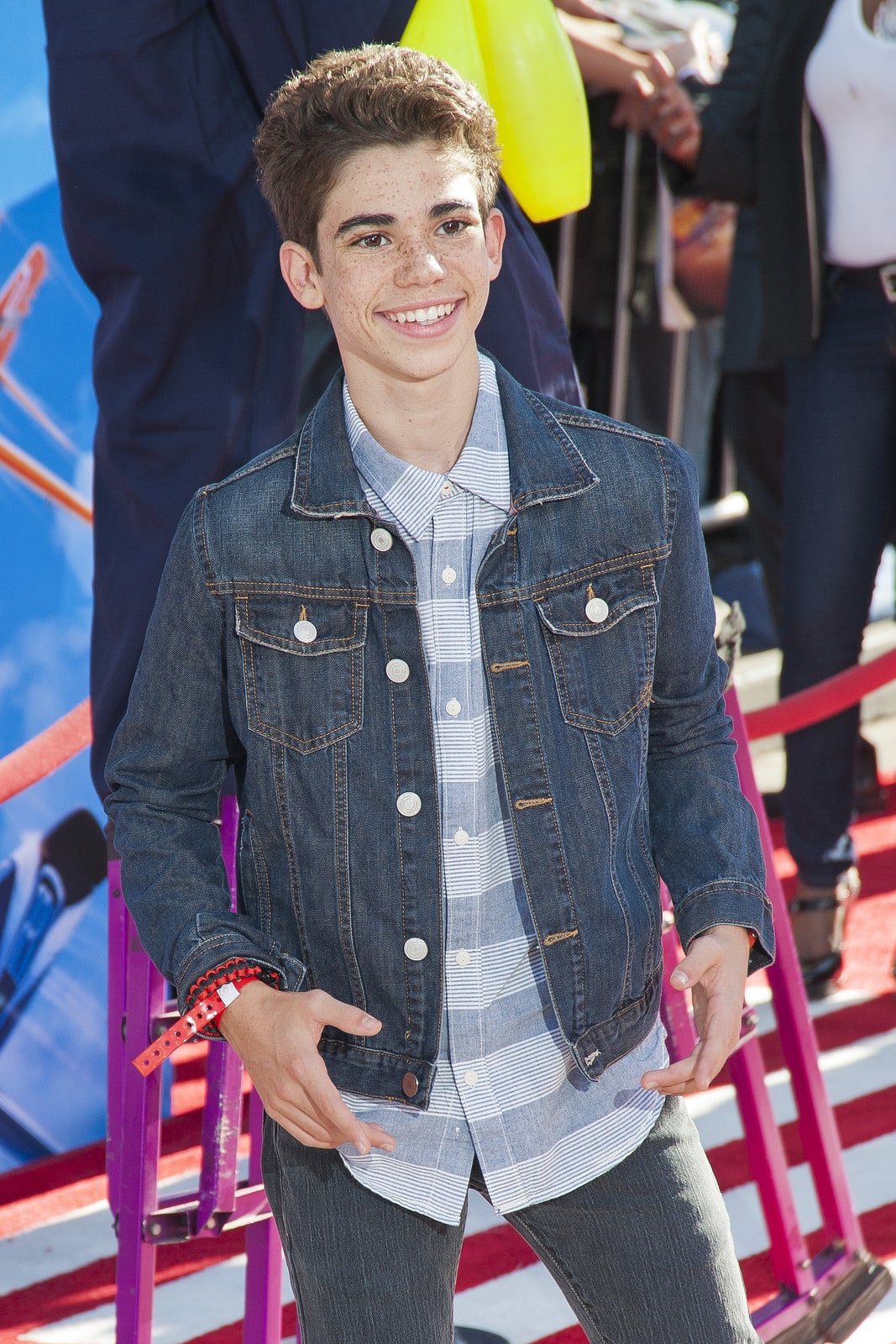 Кэмерон бойс. Камерон бойс. Камерон бойс {Cameron Boyce}. Кэмерон бойс Наследники. Кэмерон бойс 2018.