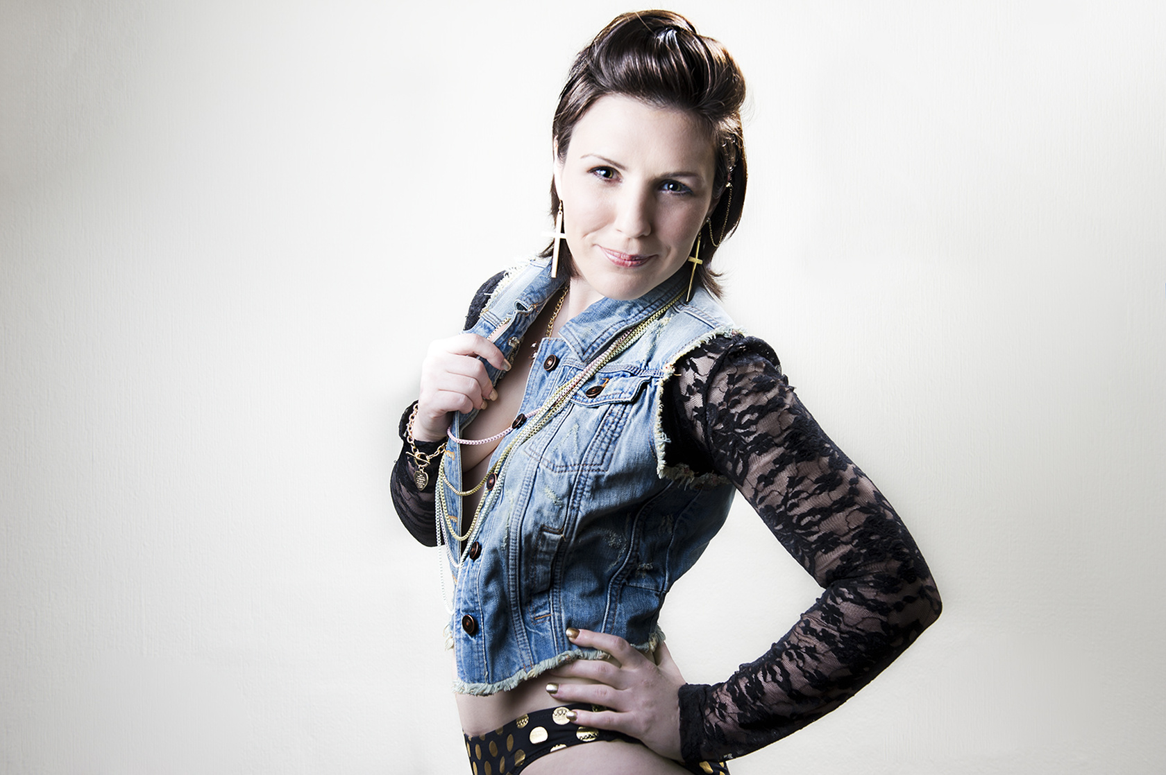 Dani Wilde Dani Wilde