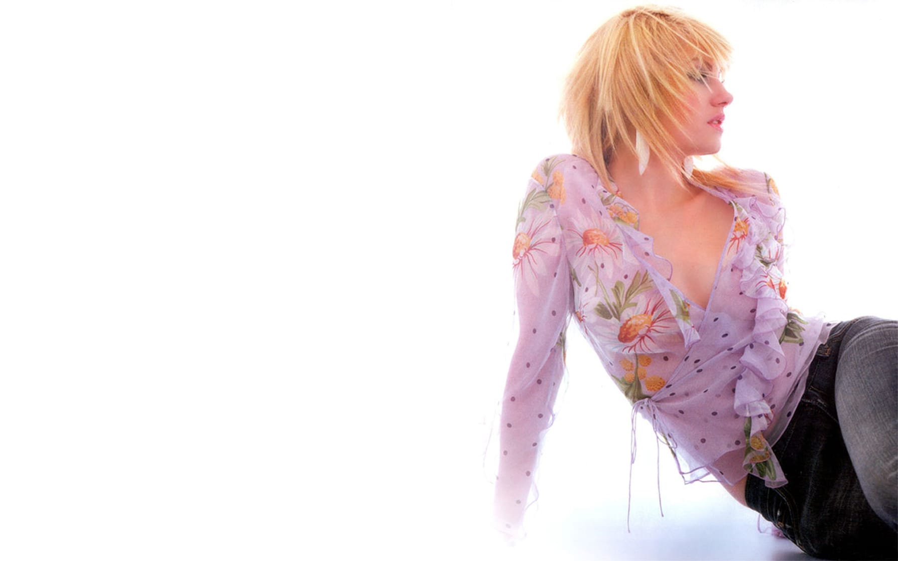 Elisha Cuthbert Elisha Cuthbert