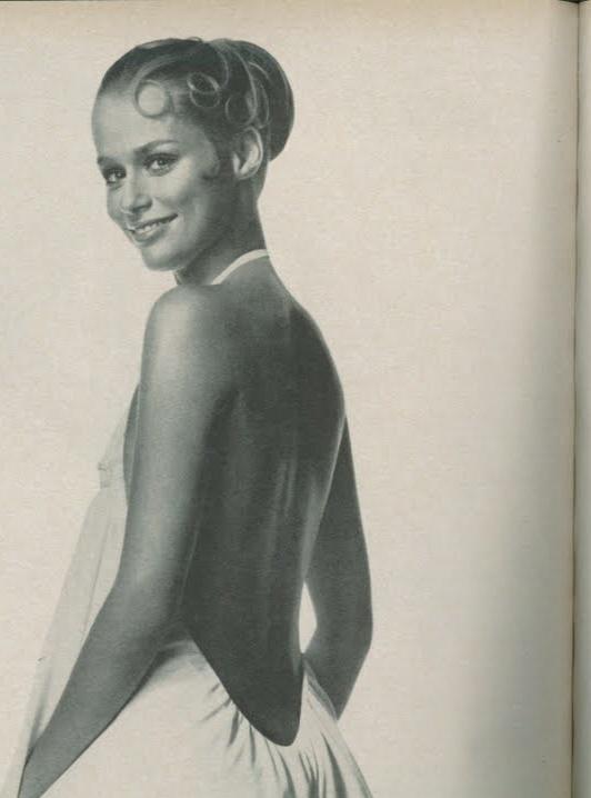 lauren-hutton-naked-pics-famous-young-sex-photo