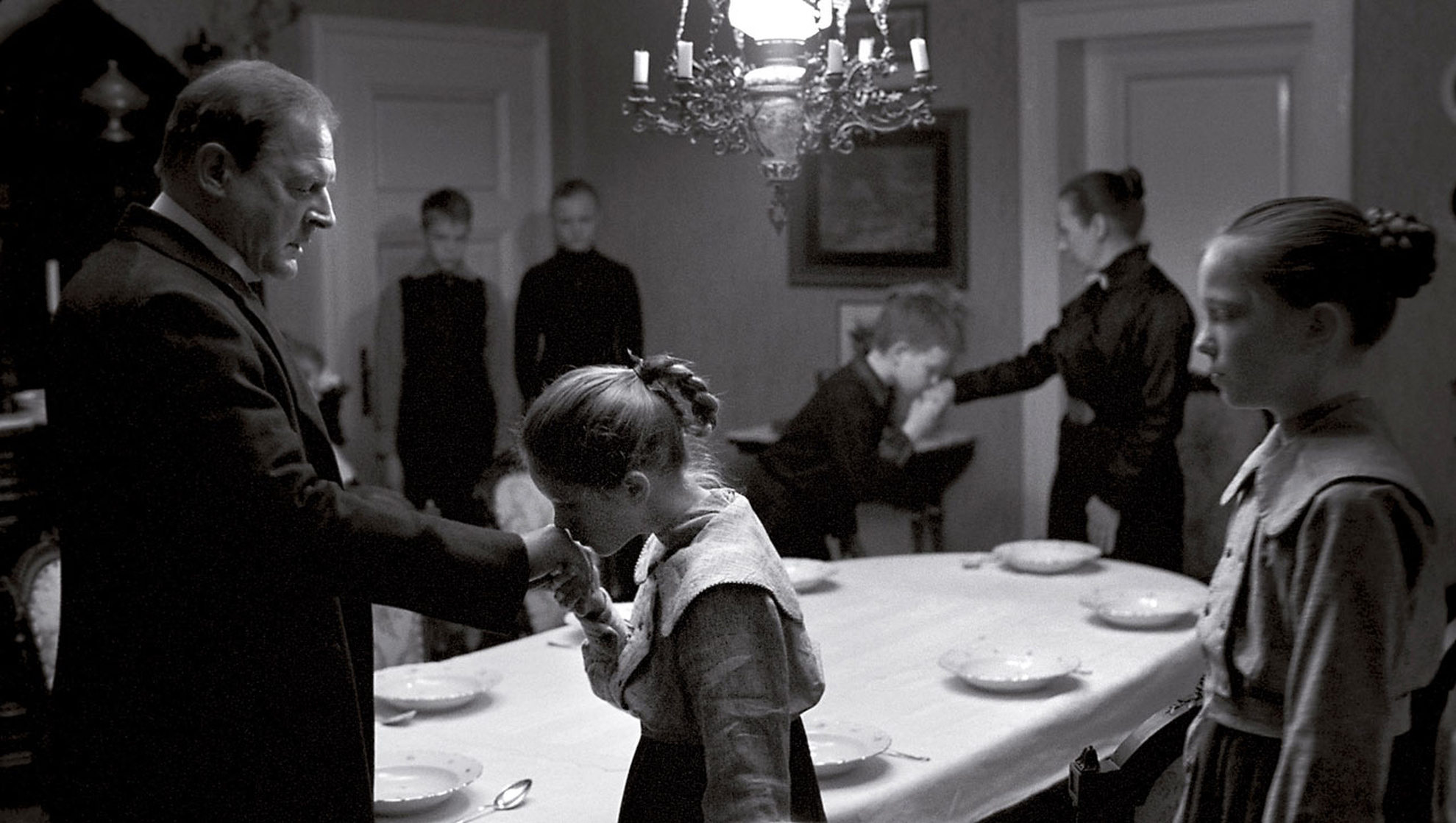 The White Ribbon (2009) The White Ribbon (2009)