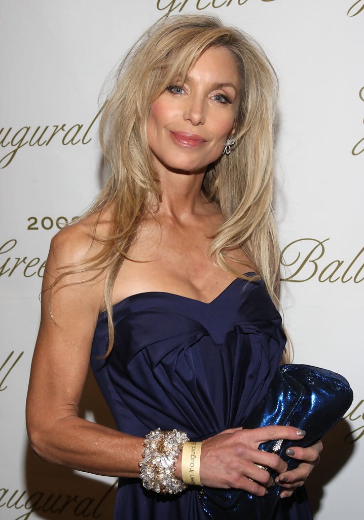Picture of Heather Thomas.