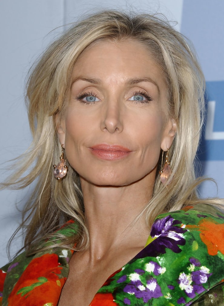 Picture of Heather Thomas.