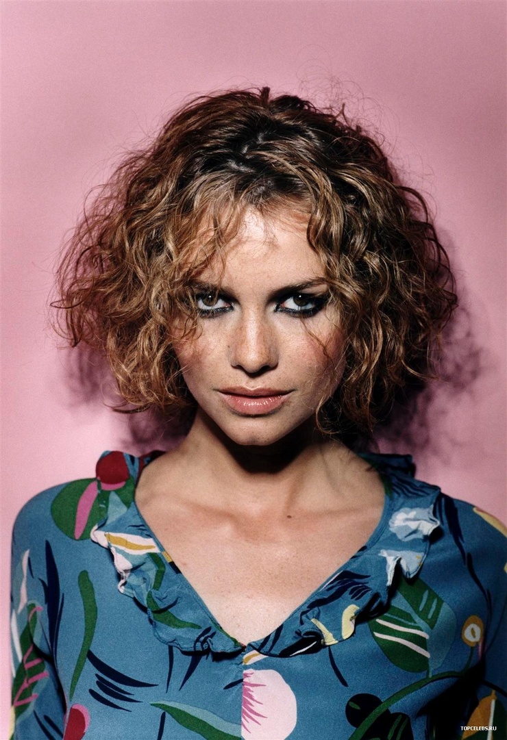 Picture of Saffron Burrows