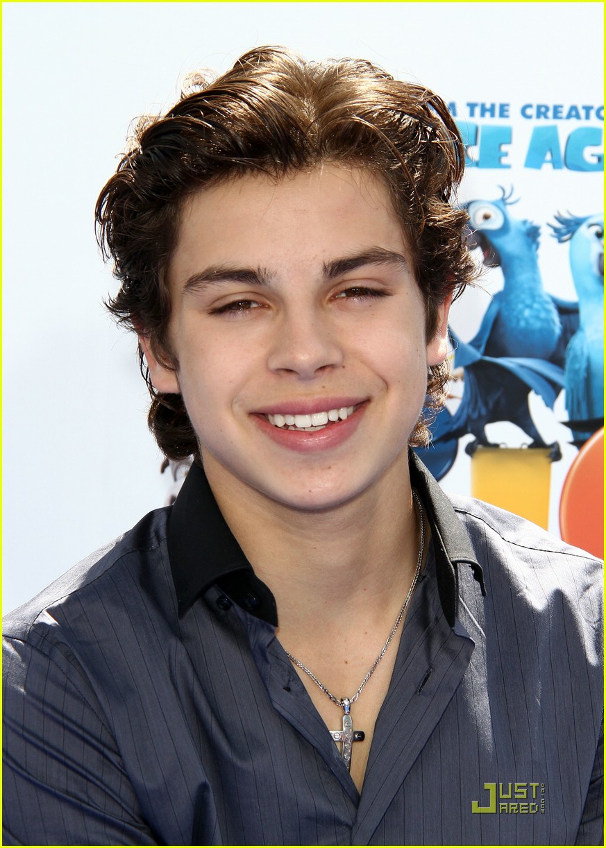 Picture of Jake T. Austin