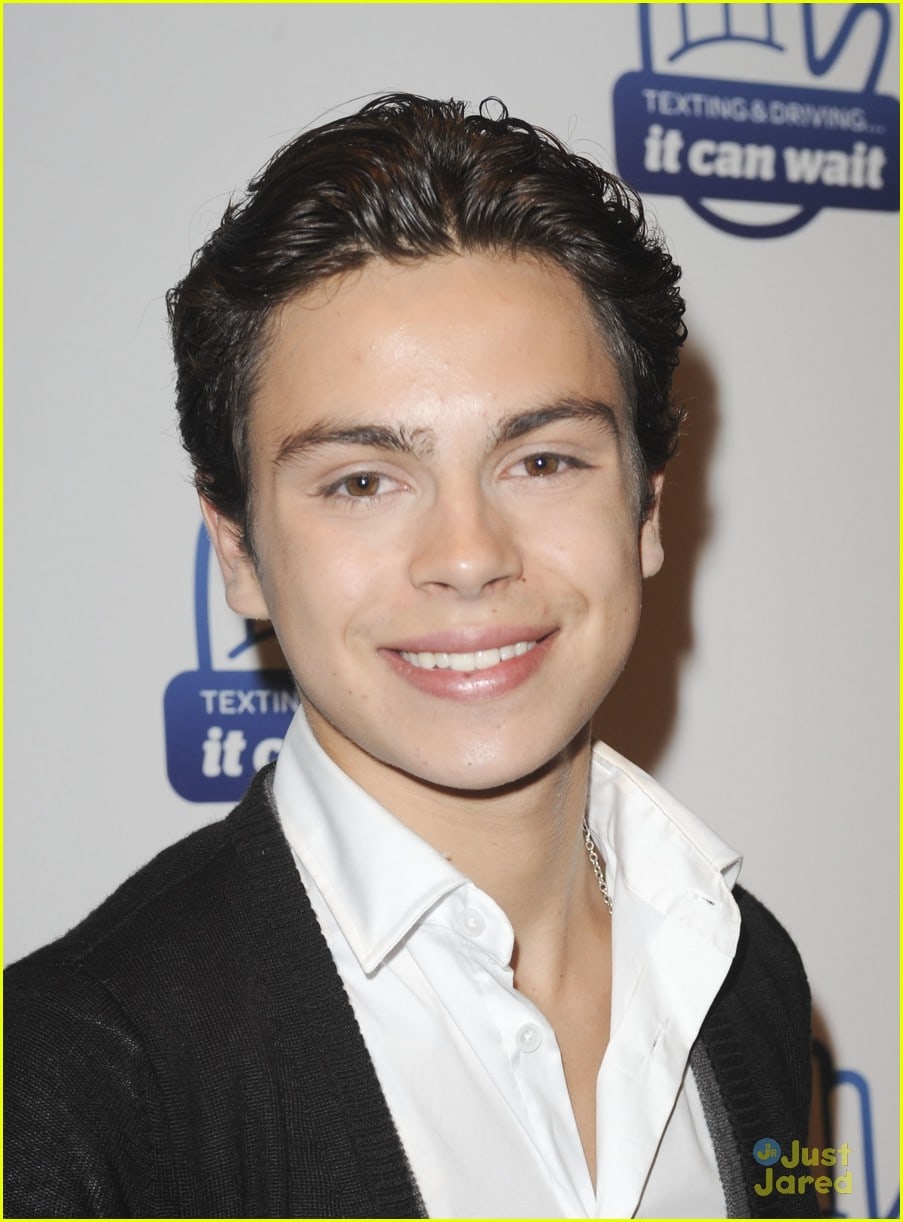 Picture of Jake T. Austin