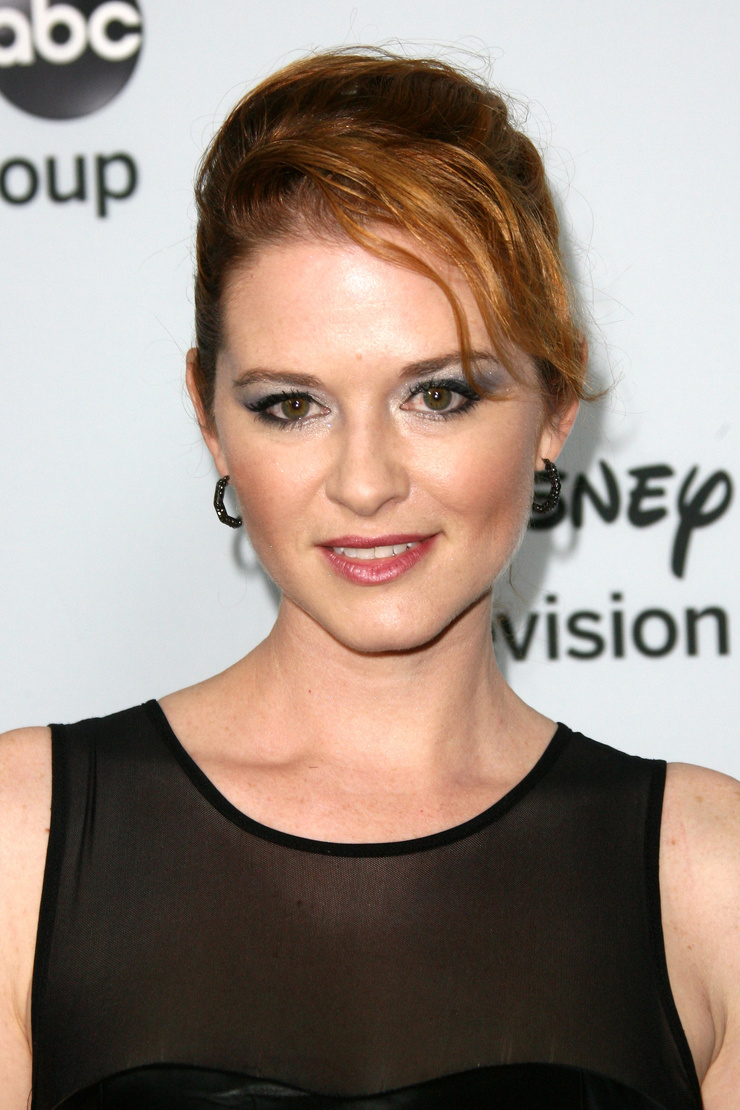 Picture of Sarah Drew