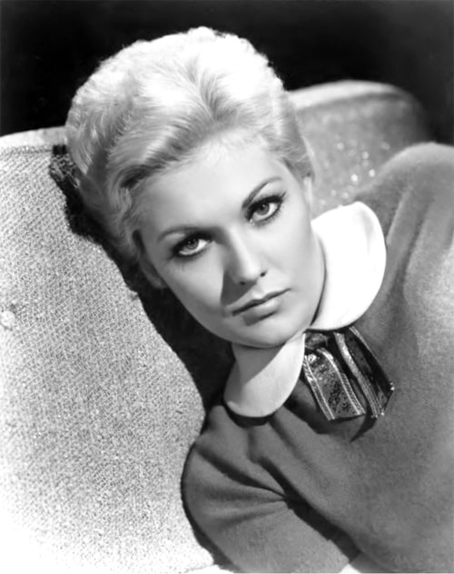 Picture of Kim Novak.