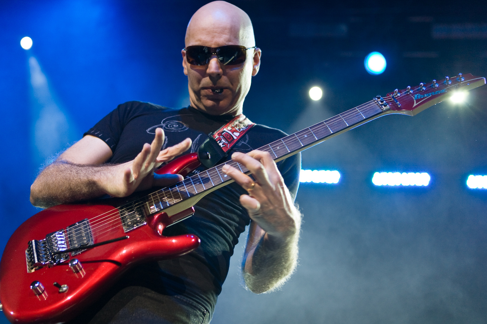 Joe Satriani