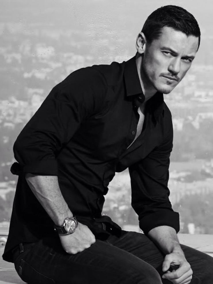 Picture of Luke Evans