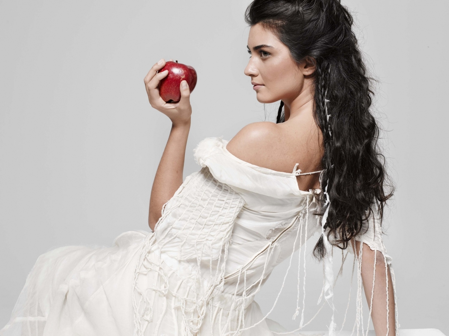 Tuba Büyüküstün Tuba Büyüküstün