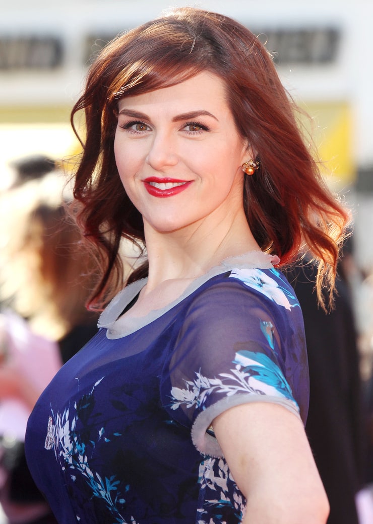 Sara Rue des rangila video