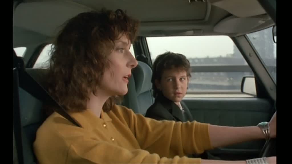 Paperhouse (1988)