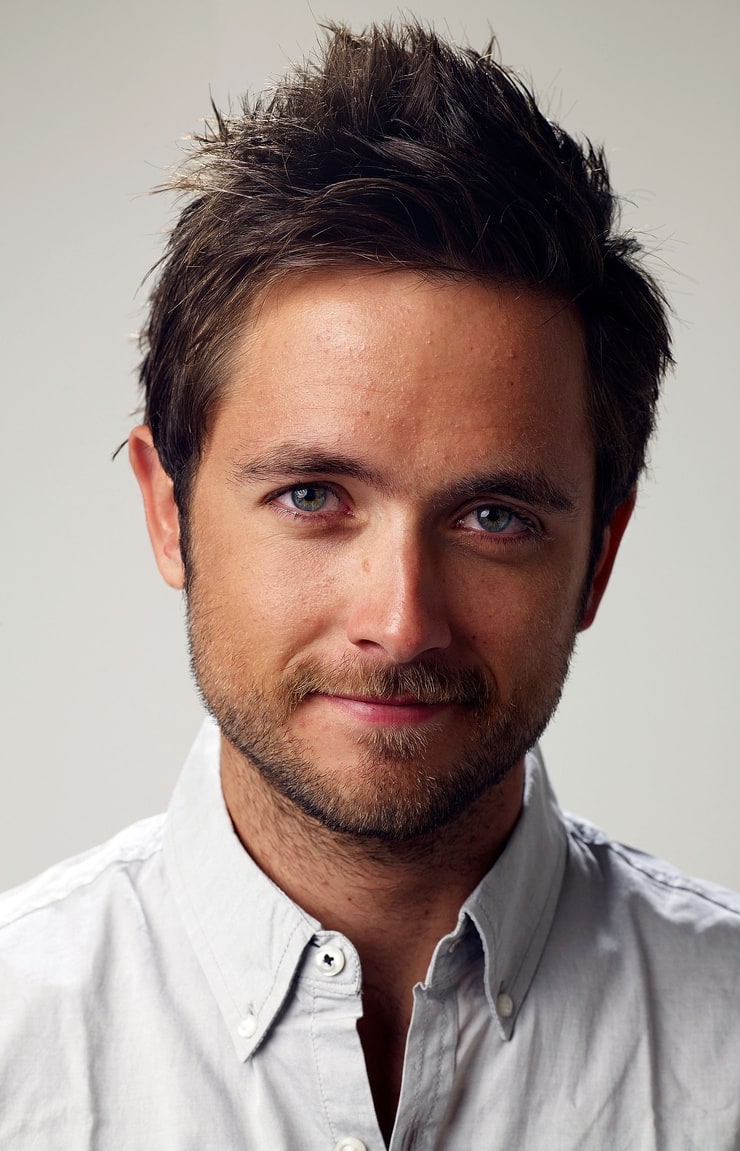 Next photo of Justin Chatwin