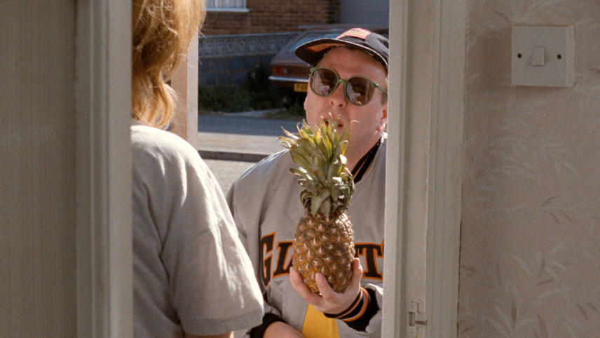 Life Is Sweet (1990)
