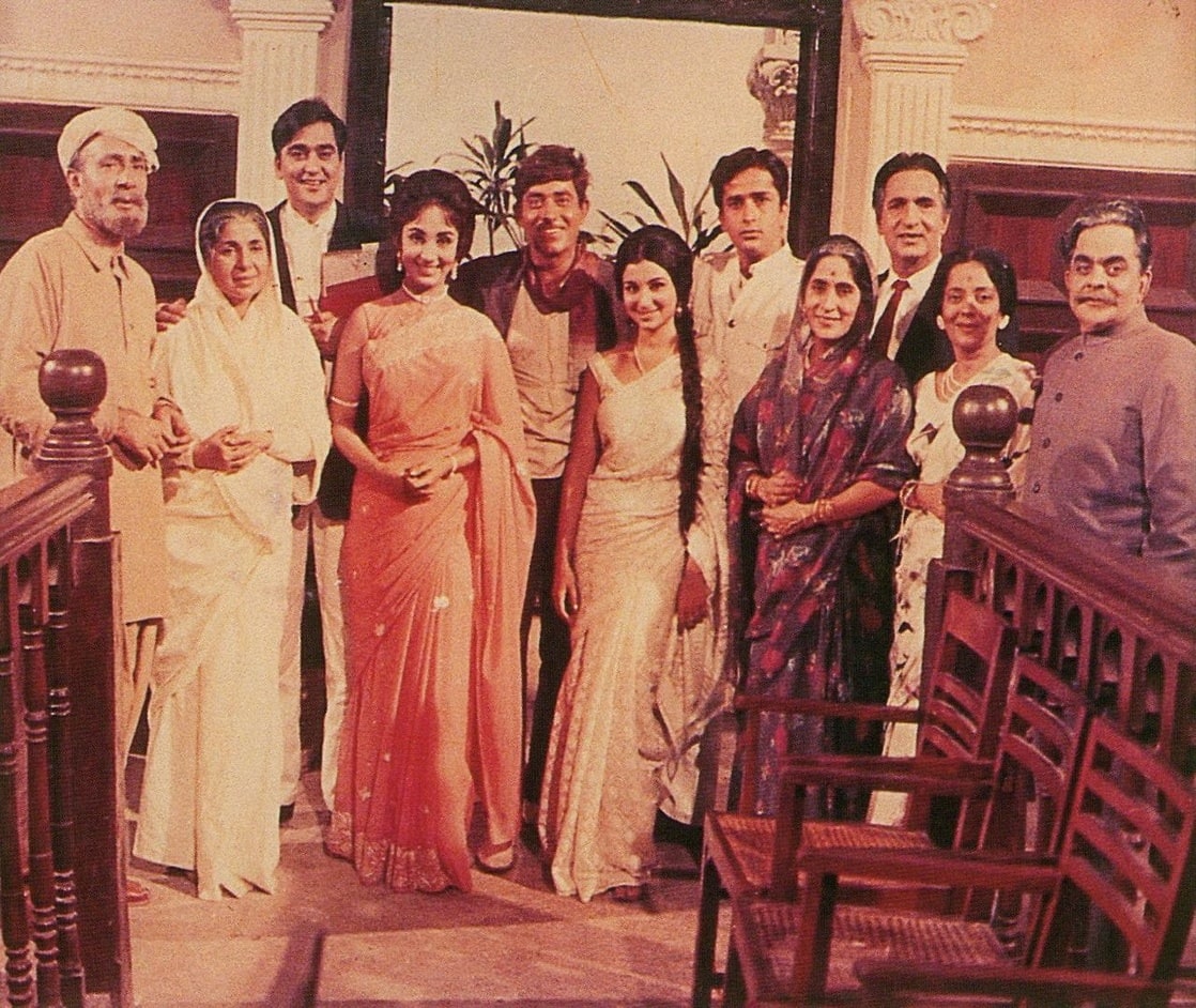 Waqt                                  (1965)